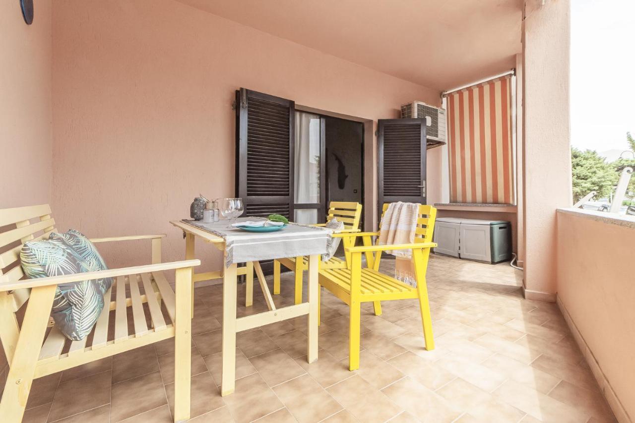 شقة Relax Family House Al Mare ايزولا روسا المظهر الخارجي الصورة
